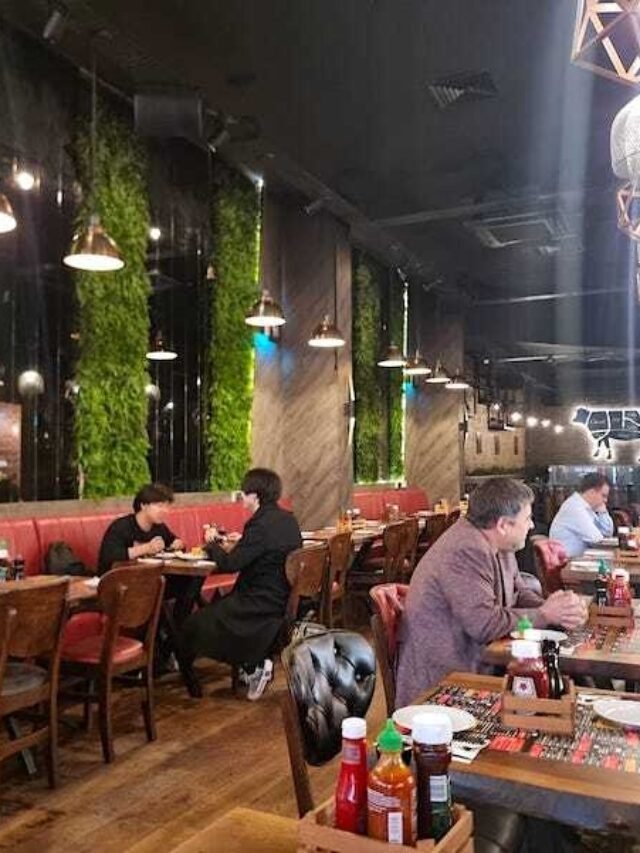 Top 10 Halal Restaurants Manchester, United Kingdom